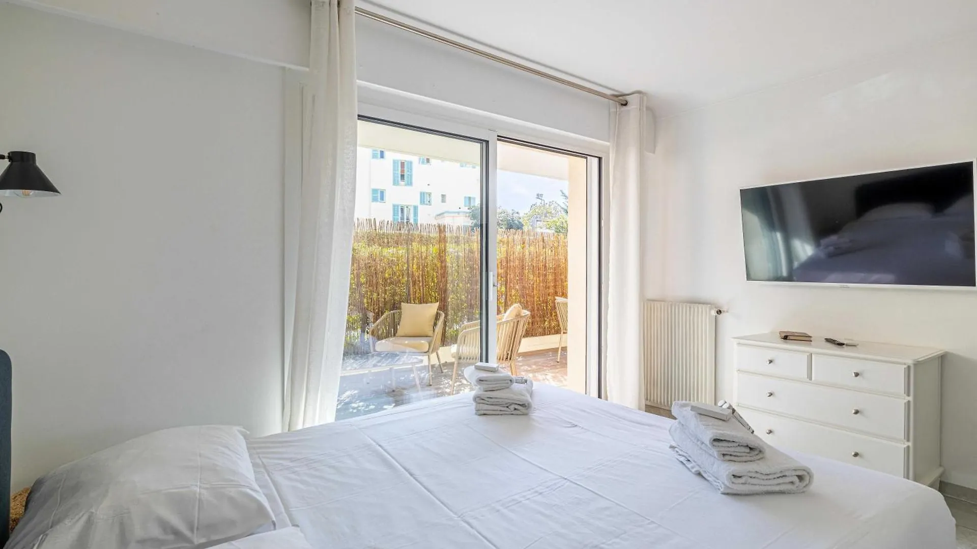 Charming Apartment In Residential Neighbourhood Cannes