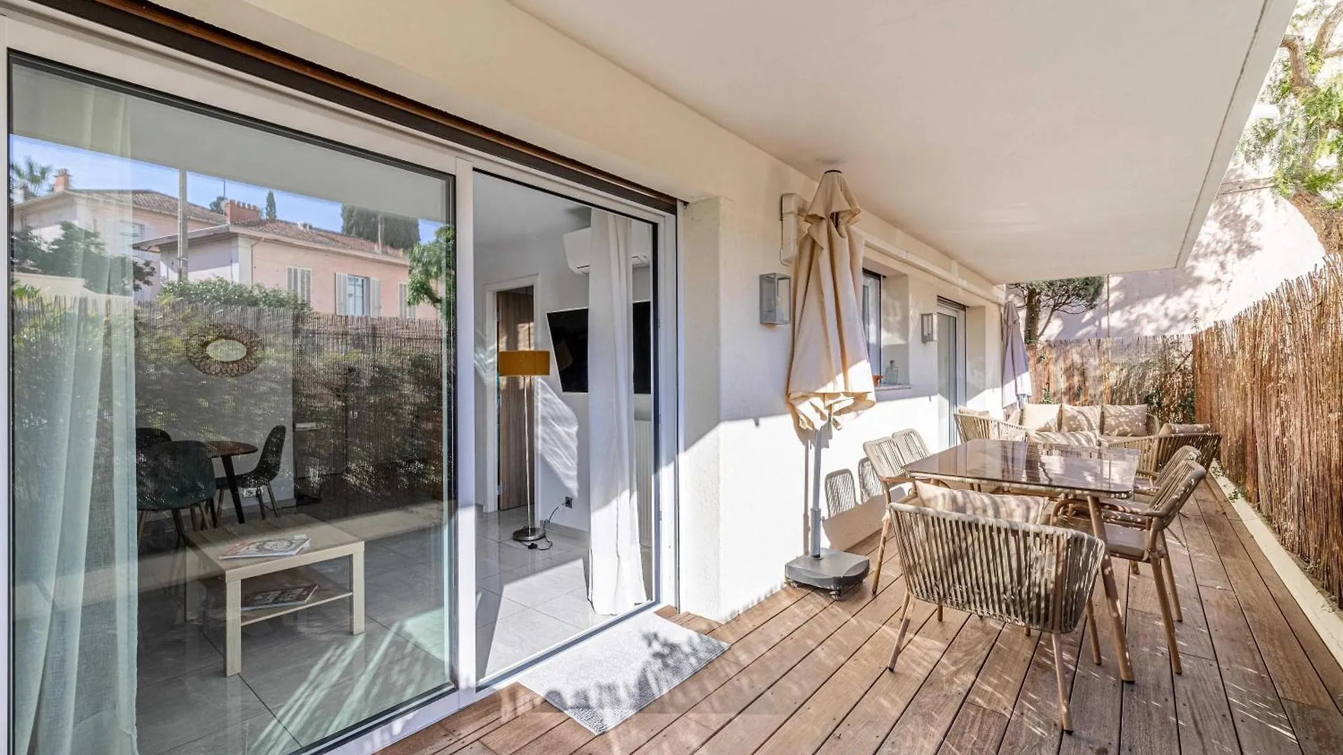 Charming Apartment In Residential Neighbourhood Cannes France
